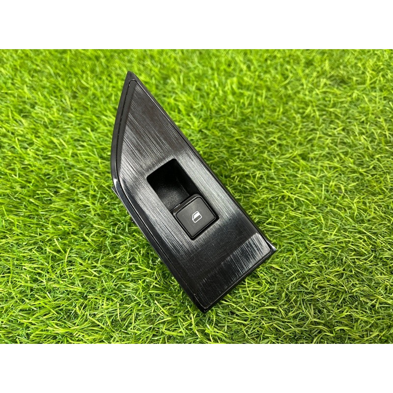 Кнопка стеклоподъемника (электрика / кнопки) Nissan Rogue T33 2023 1.5 KR15DDT 254116XJ0B