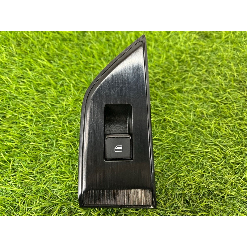 Кнопка стеклоподъемника (электрика / кнопки) Nissan Rogue T33 2023 1.5 KR15DDT 254116XJ0B