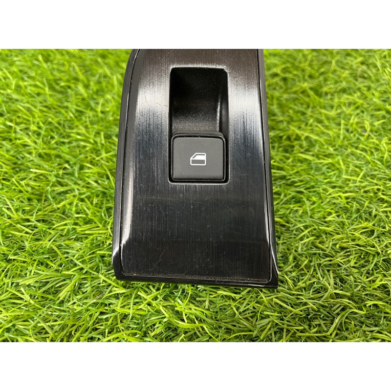 Кнопка стеклоподъемника (электрика / кнопки) Nissan Rogue T33 2023 1.5 KR15DDT 254116XJ0B