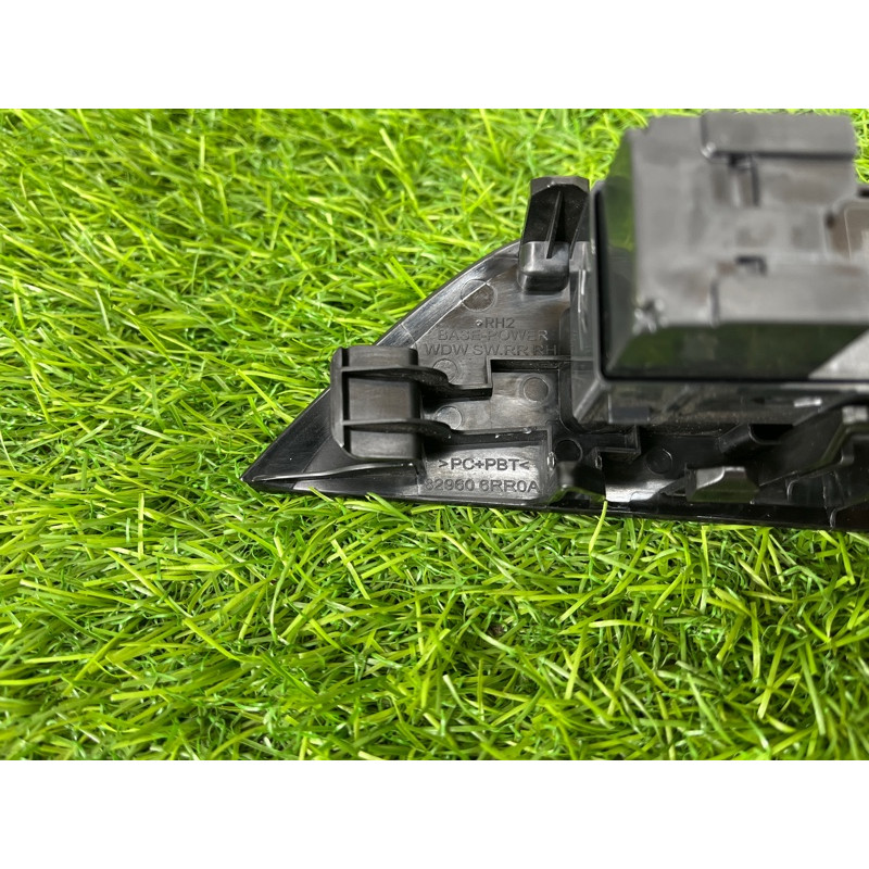 Кнопка стеклоподъемника (электрика / кнопки) Nissan Rogue T33 2023 1.5 KR15DDT 254116XJ0B