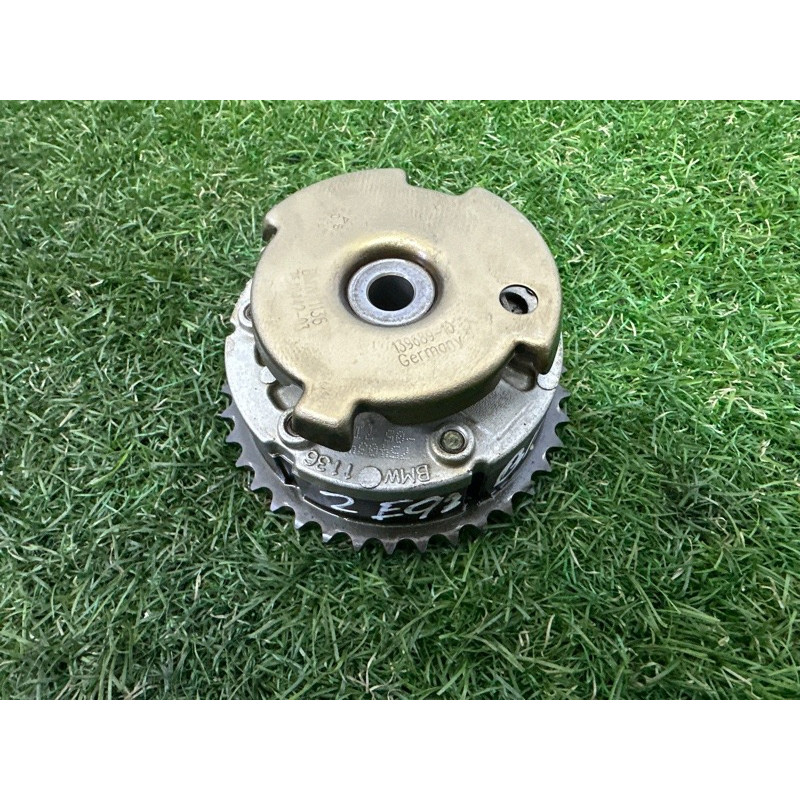 Регулятор фаз газорозподілу (двигун та елементи) BMW 3-series E93 2008 3.0 N54 11367540347