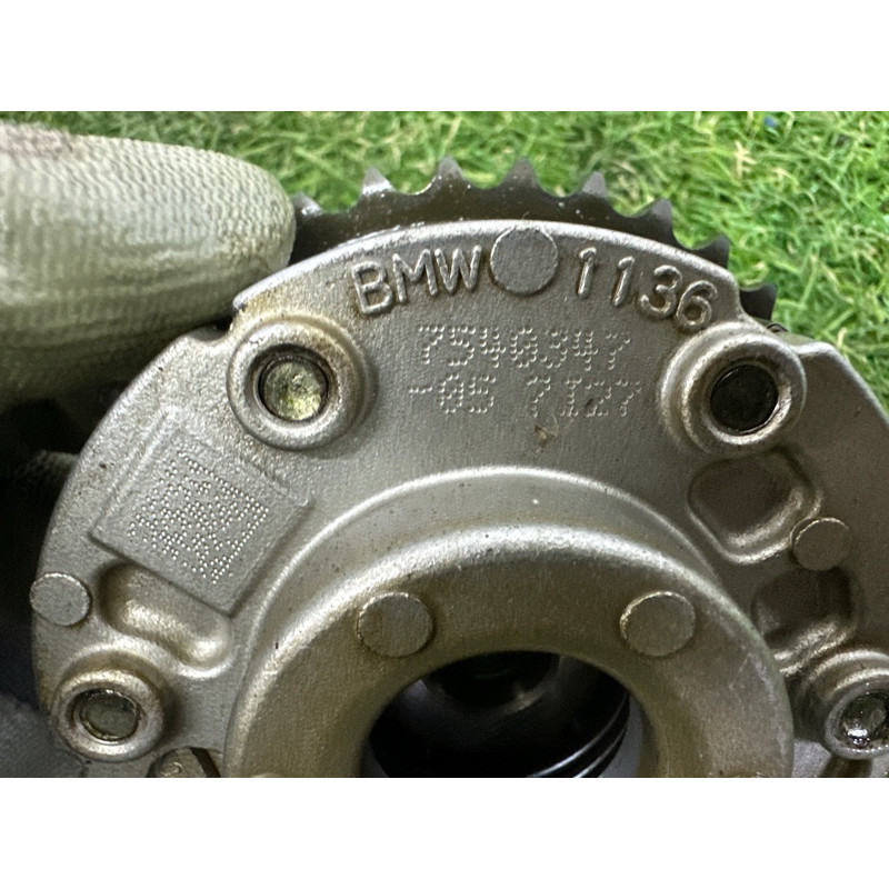 Регулятор фаз газорозподілу (двигун та елементи) BMW 3-series E93 2008 3.0 N54 11367540347