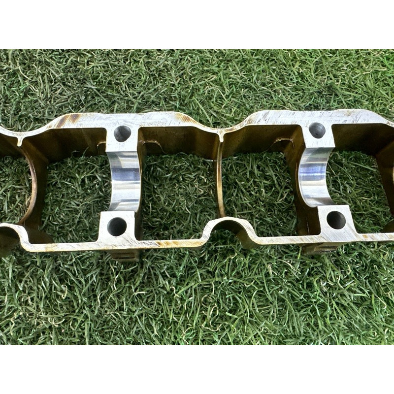 Опорний кронштейн розподільного валу (двигун та елементи) BMW 3-series E93 2008 3.0 N54 11127531224