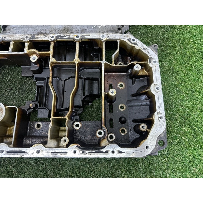 Полуподдон масляный (двигатель и элементы) AUDI A7 4G 2012 3.0 CGXB 06E103601AN