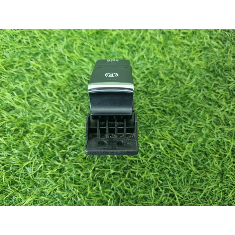 Кнопка стояночного тормоза (электрика / кнопки) Nissan Rogue T33 2023 1.5 KR15DDT 251756RA0A