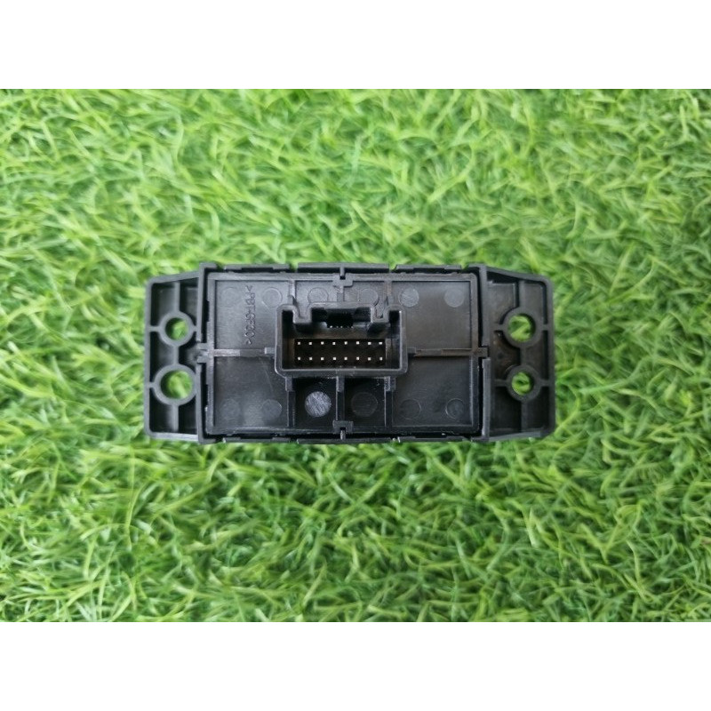 Кнопка стояночного тормоза (электрика / кнопки) Nissan Rogue T33 2023 1.5 KR15DDT 251756RA0A