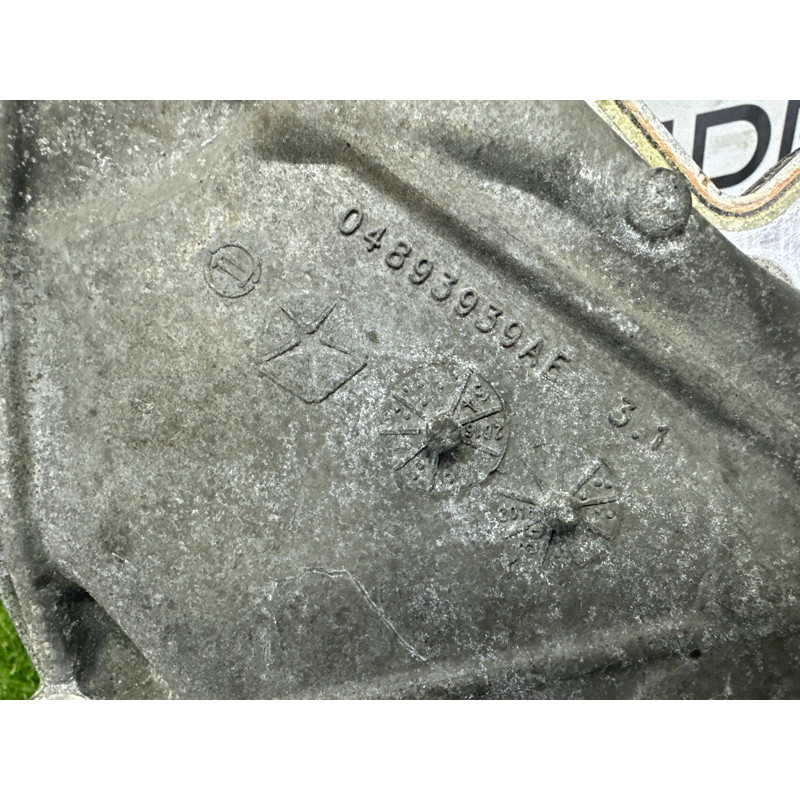 Крышка двигателя (двигатель и элементы) Jeep Grand Cherokee WK2 2017 4893935AE