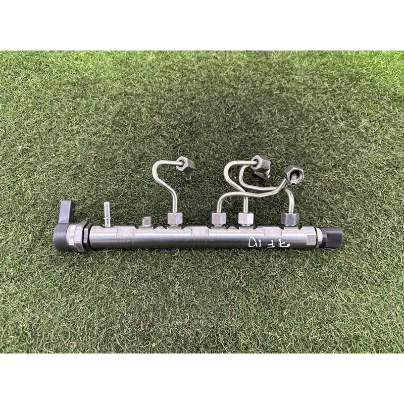 Паливна рампа (паливна система) BMW 5-series F10 2011 2.0 N47N 13537800601