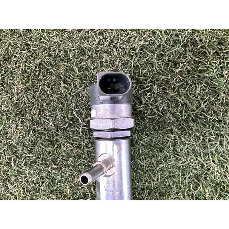 Паливна рампа (паливна система) BMW 5-series F10 2011 2.0 N47N 13537800601