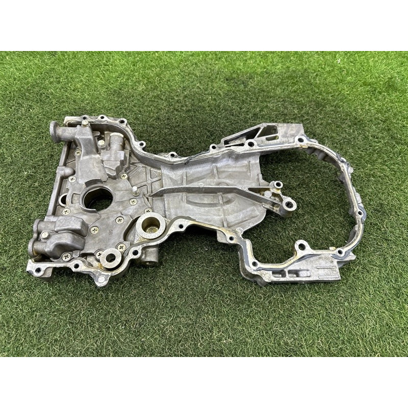 Крышка двигателя (двигатель и элементы) Nissan Rogue T32 2016 2.5 QR25DE 135003TA0C