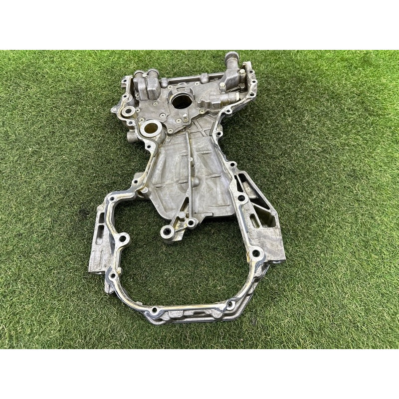 Крышка двигателя (двигатель и элементы) Nissan Rogue T32 2016 2.5 QR25DE 135003TA0C