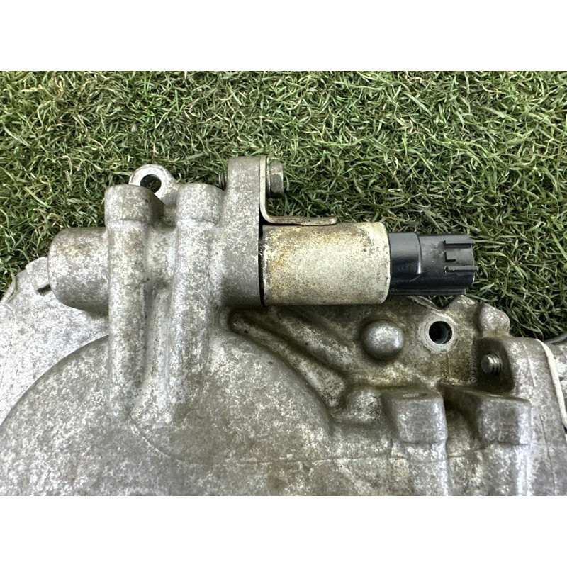 Крышка двигателя (двигатель и элементы) Nissan Rogue T32 2016 2.5 QR25DE 130413TA1A