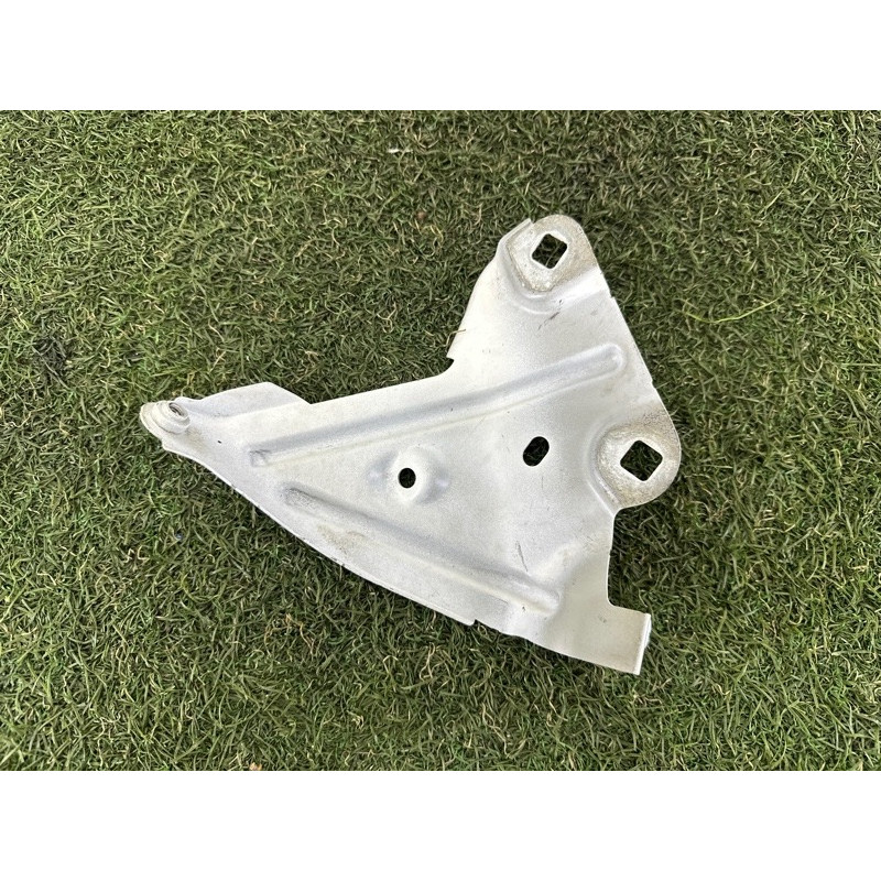 Крепление крыла (кузов и элементы) BMW X1 F48 2016 2.0 B46B20 41007427135