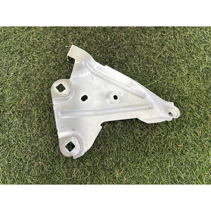 Крепление крыла (кузов и элементы) BMW X1 F48 2016 2.0 B46B20 41007427135