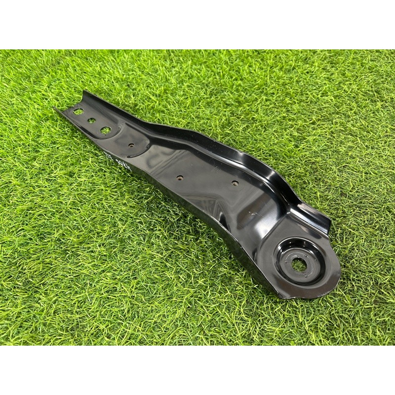 Кронштейн балки (подвеска) Nissan Rogue T33 2023 1.5 KR15DDT 554516RR0A