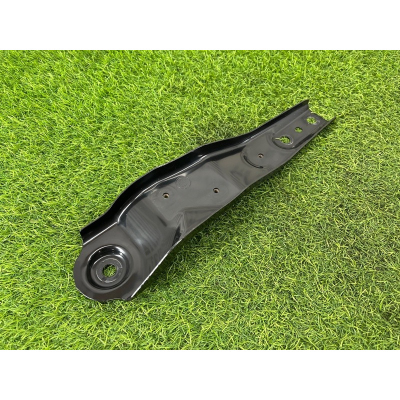 Кронштейн балки (подвеска) Nissan Rogue T33 2023 1.5 KR15DDT 554526RR0A