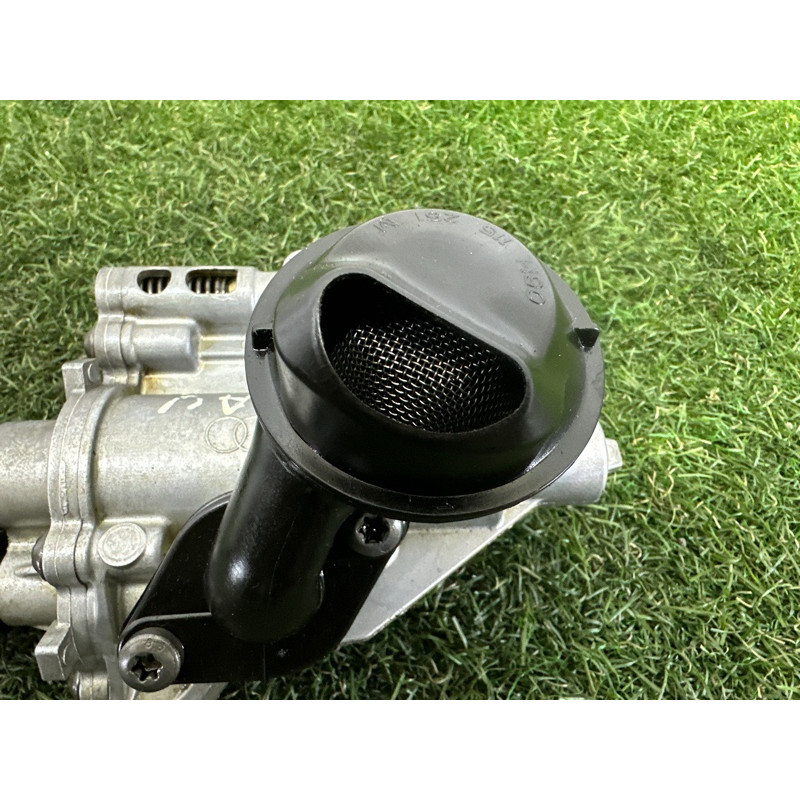 Маслонасос (двигатель и элементы) AUDI A4 B8 2012 2.0 CAEB 06H115105AM