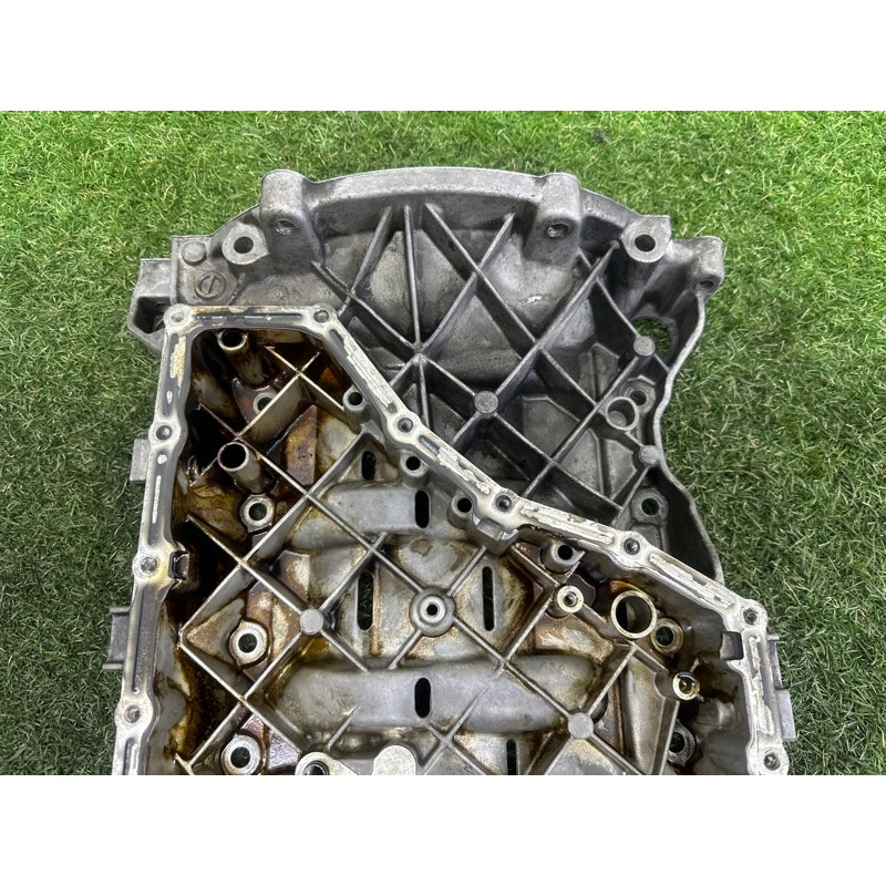 Полуподдон масляный (двигатель и элементы) AUDI A4 B8 2012 2.0 CAEB 06H103603AK