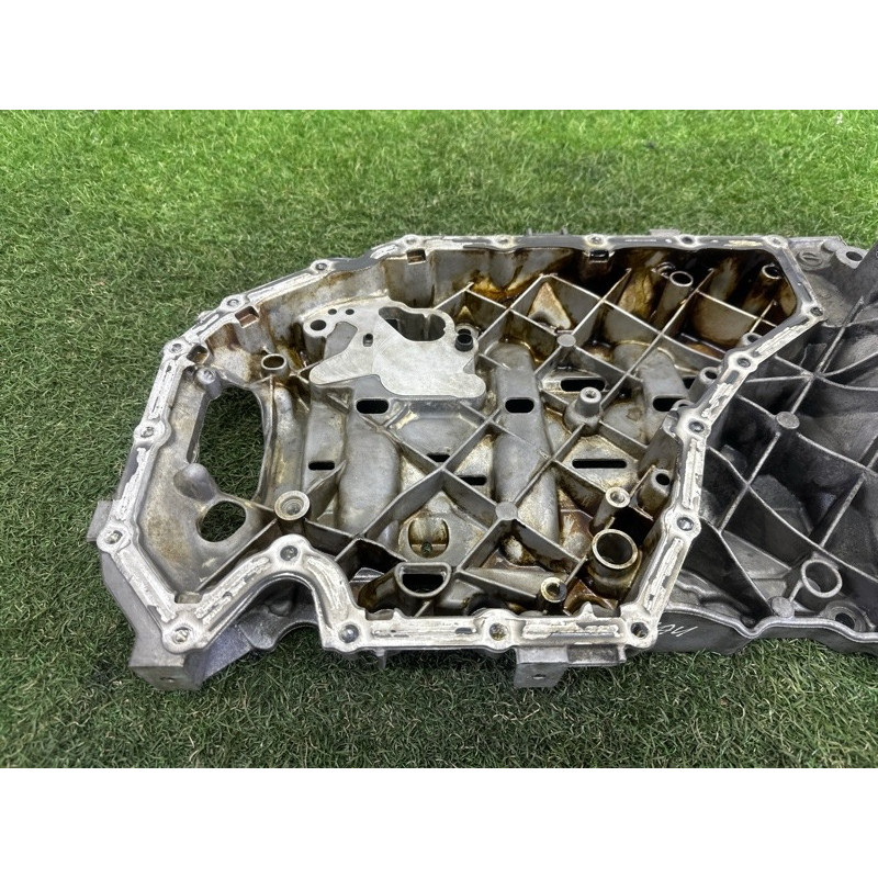 Полуподдон масляный (двигатель и элементы) AUDI A4 B8 2012 2.0 CAEB 06H103603AK