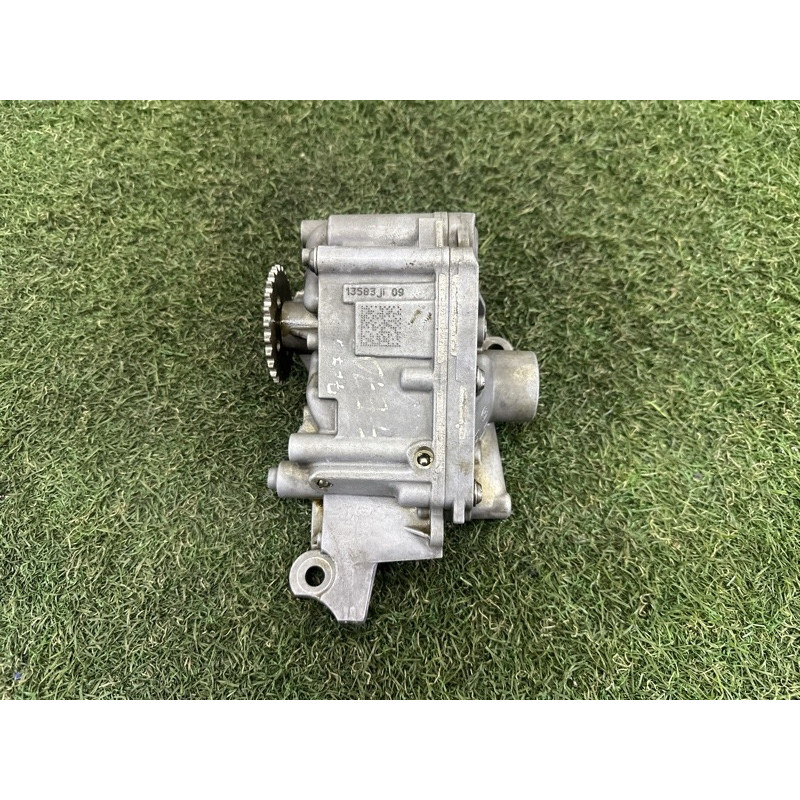 Маслонасос (двигатель и элементы) BMW X5 E70 2013-2015 3.0 11417573747