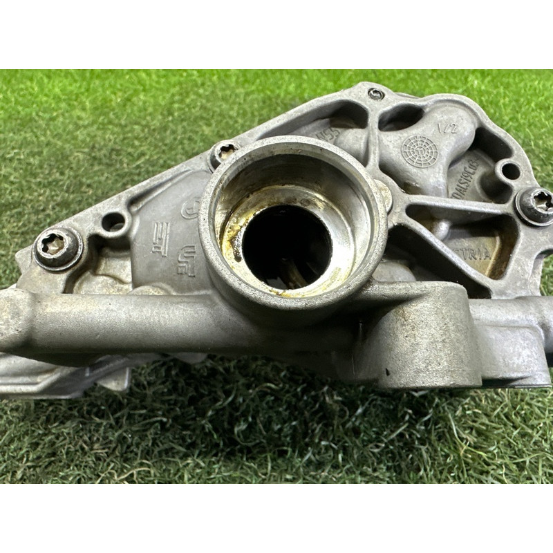 Маслонасос (двигатель и элементы) BMW X5 E70 2013-2015 3.0 11417573747