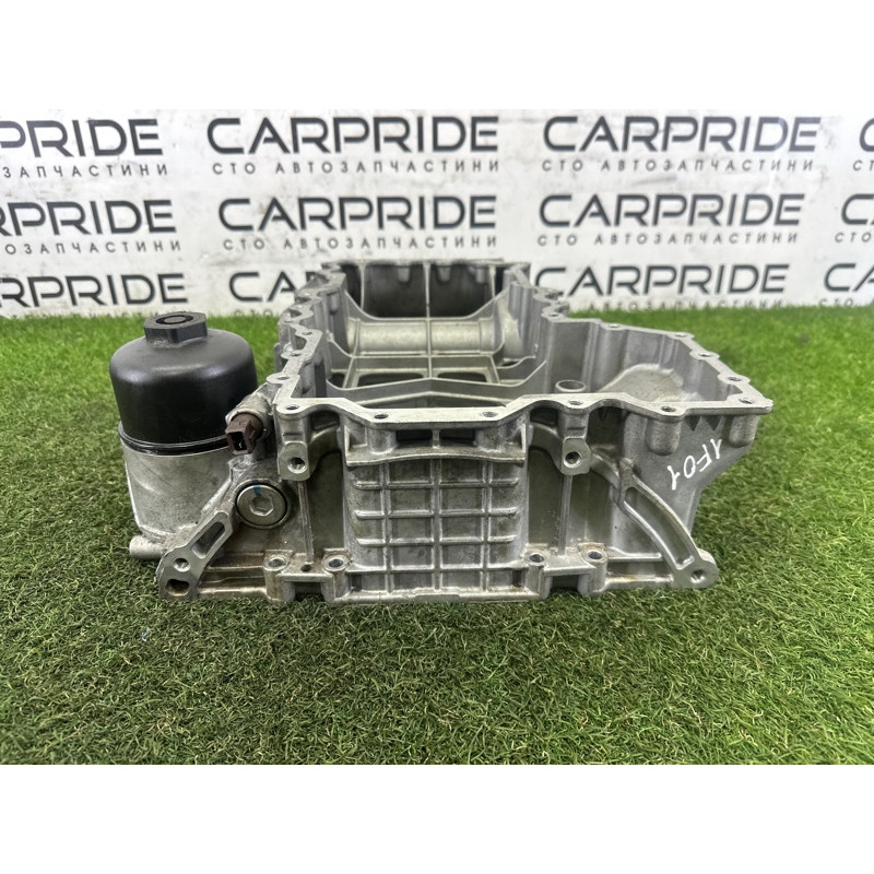 Полуподдон масляный (двигатель и элементы) BMW 7-series F02 2011 4.4 N63 11137621071