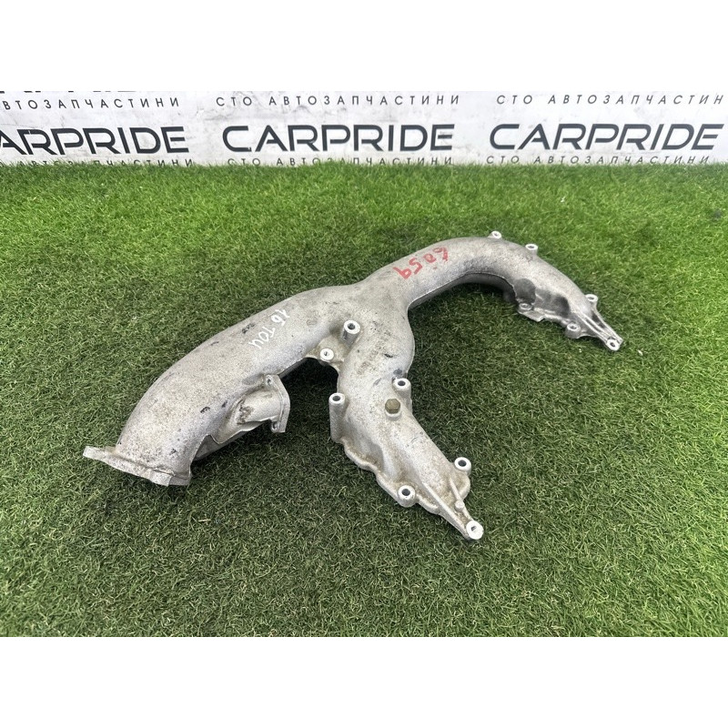 Впускний колектор (подача палива) Volkswagen Touareg NF 2012 3.0 TDI 059145762K