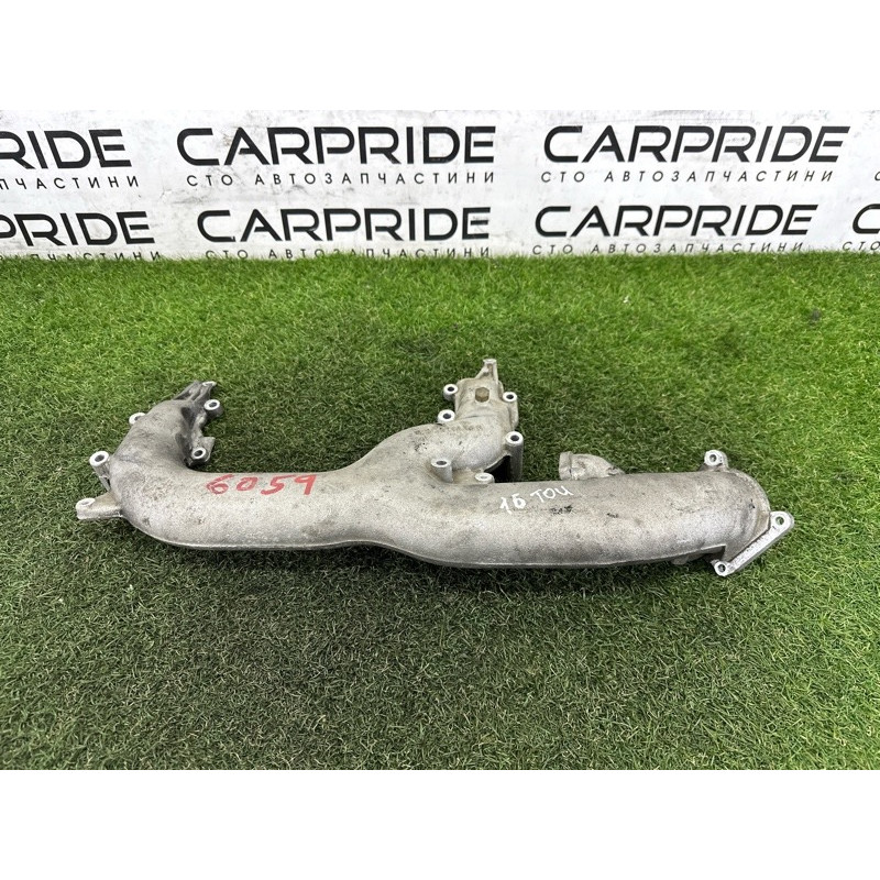 Впускний колектор (подача палива) Volkswagen Touareg NF 2012 3.0 TDI 059145762K