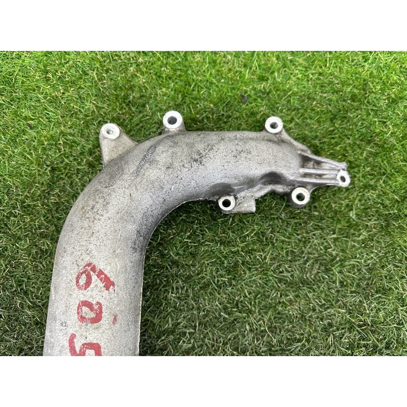 Впускний колектор (подача палива) Volkswagen Touareg NF 2012 3.0 TDI 059145762K