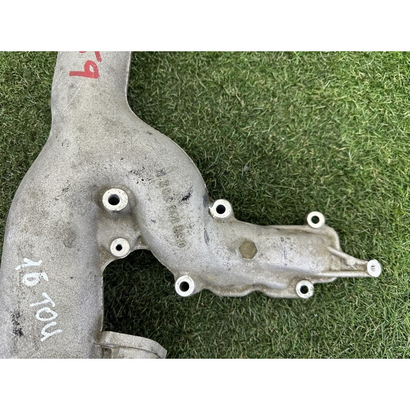 Впускний колектор (подача палива) Volkswagen Touareg NF 2012 3.0 TDI 059145762K