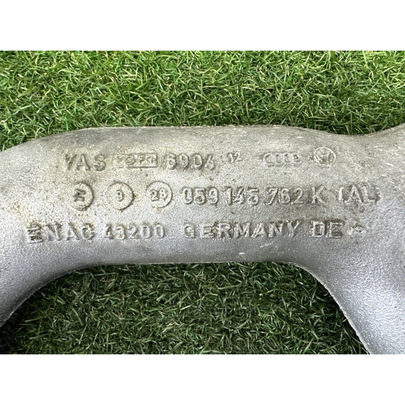 Впускний колектор (подача палива) Volkswagen Touareg NF 2012 3.0 TDI 059145762K