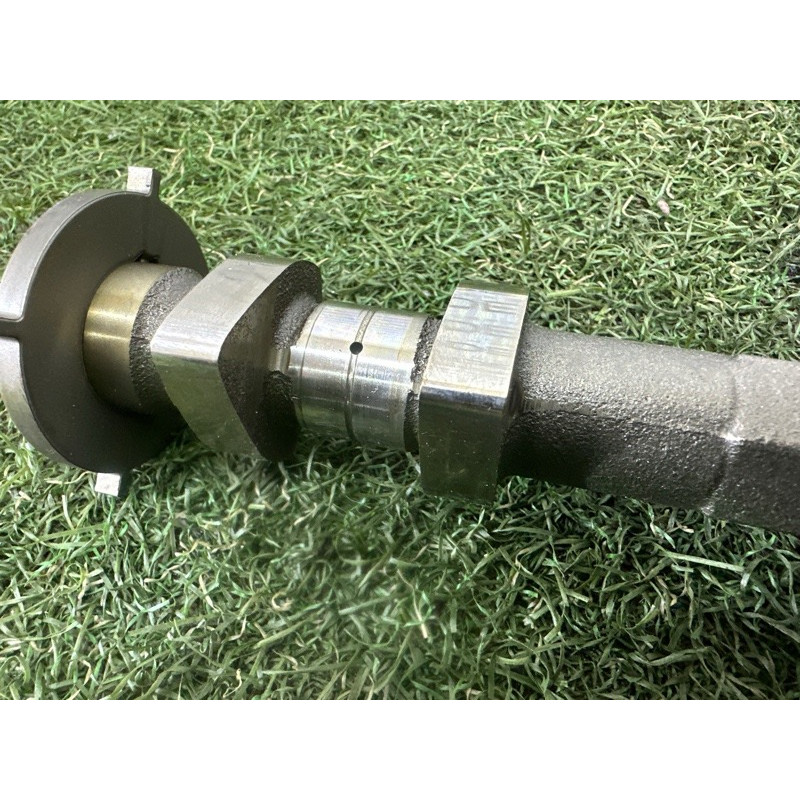 Распредвал выпускной (двигатель и элементы) Nissan Rogue T32 2016 2.5 QR25DE 130203TA1C