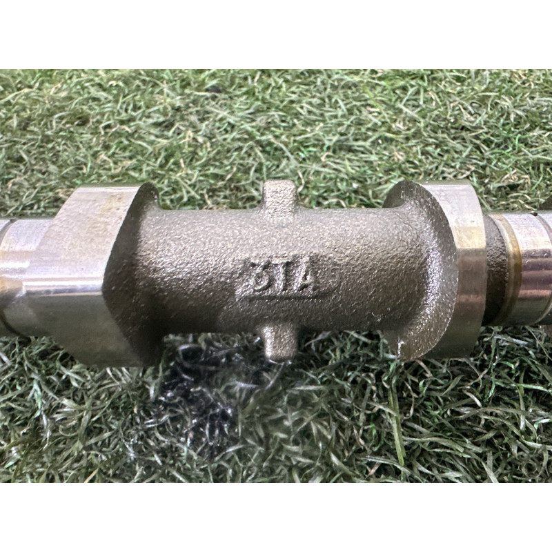 Распредвал выпускной (двигатель и элементы) Nissan Rogue T32 2016 2.5 QR25DE 130203TA1C