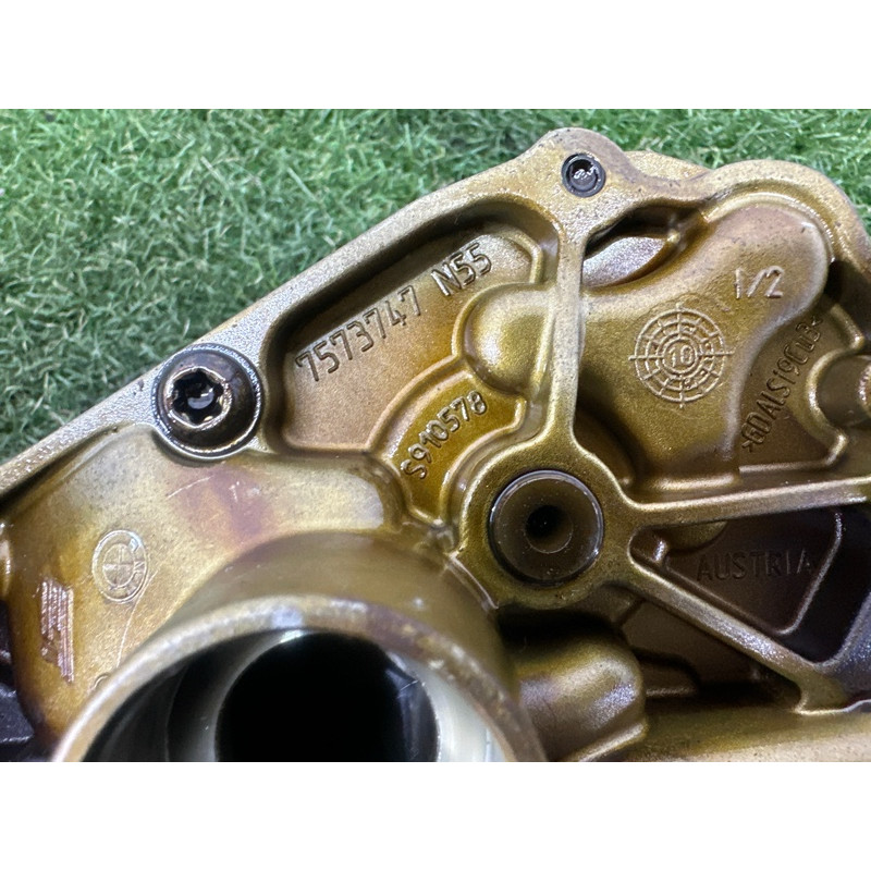 Маслонасос (двигатель и элементы) BMW X5 E70 2011 3.0 N55B30 11417573747