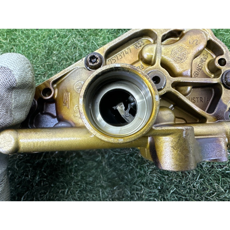 Маслонасос (двигатель и элементы) BMW X5 E70 2011 3.0 N55B30 11417573747