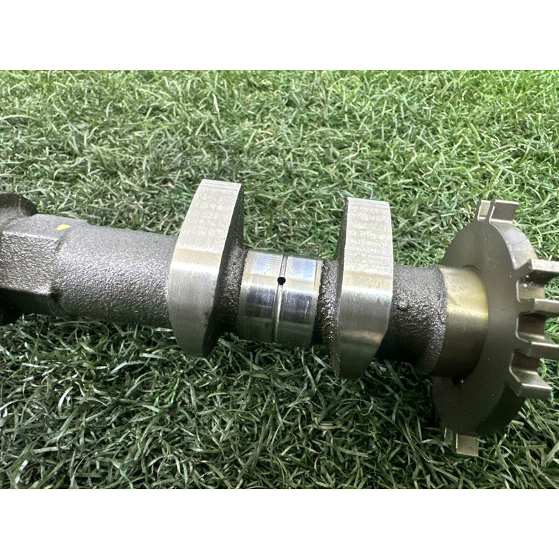 Распредвал впускной (двигатель и элементы) Nissan Rogue T32 2016 2.5 QR25DE 130203TA1A