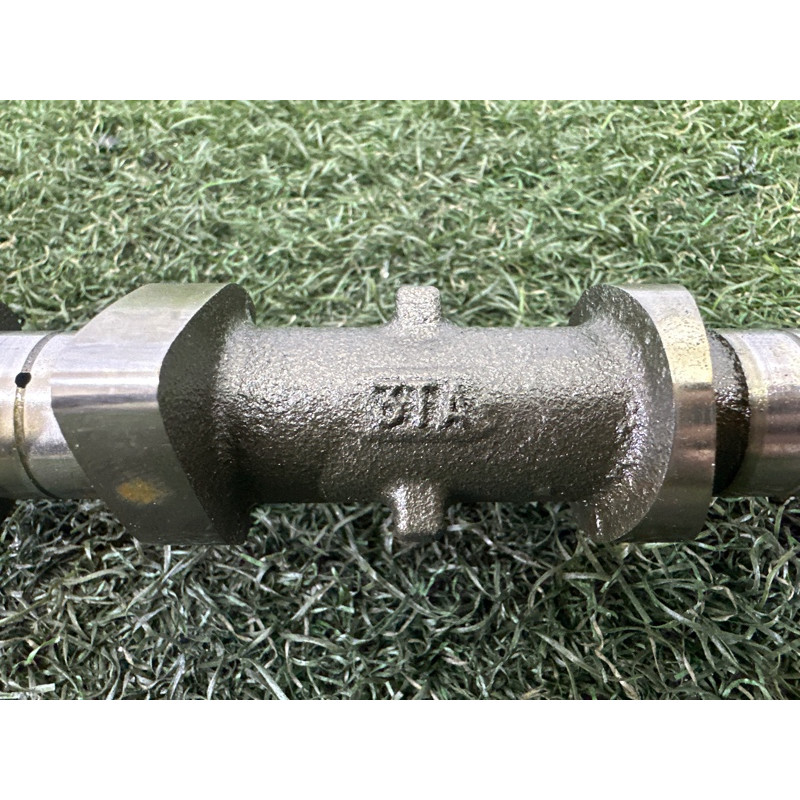 Распредвал впускной (двигатель и элементы) Nissan Rogue T32 2016 2.5 QR25DE 130203TA1A