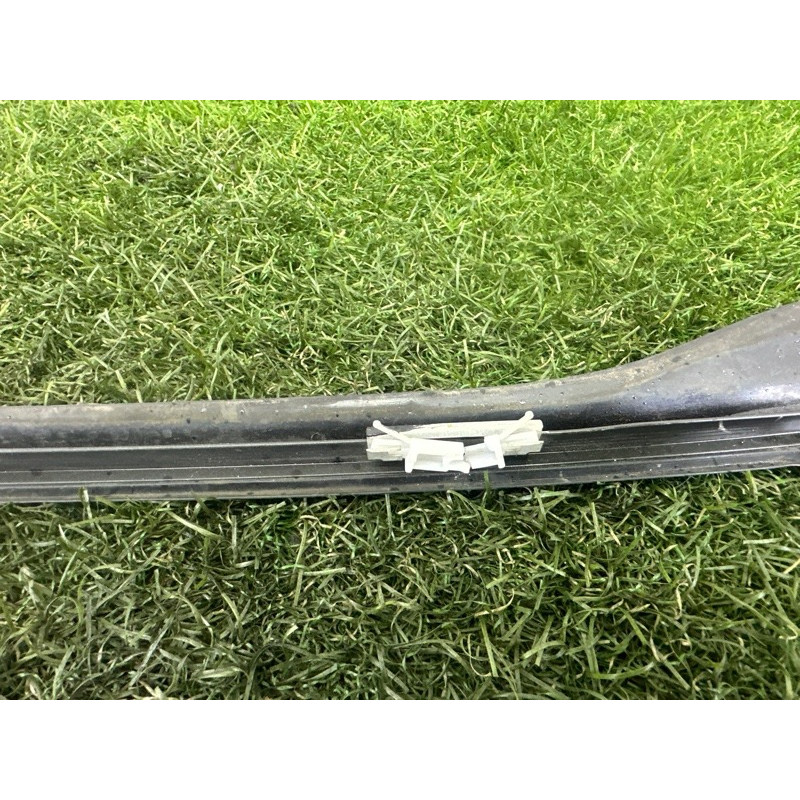 Молдинг лобового скла (кузов і елементи) BMW X3 F25 2012 3.0 51317286179