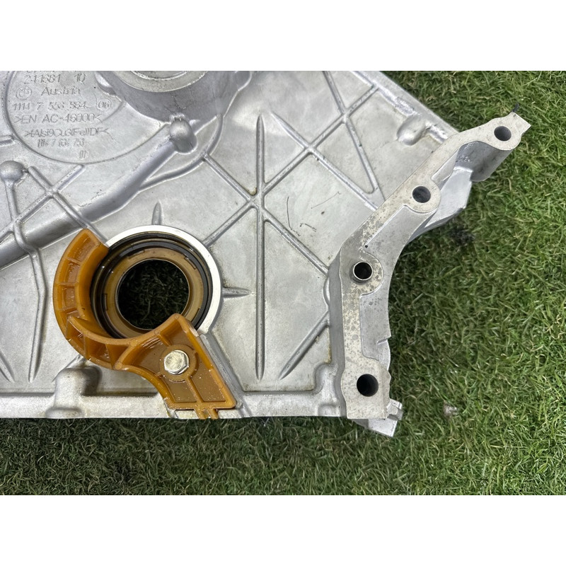 Передняя крышка мотора (двигатель и элементы) BMW 7-series F02 2011 4.4 N63 11148483806