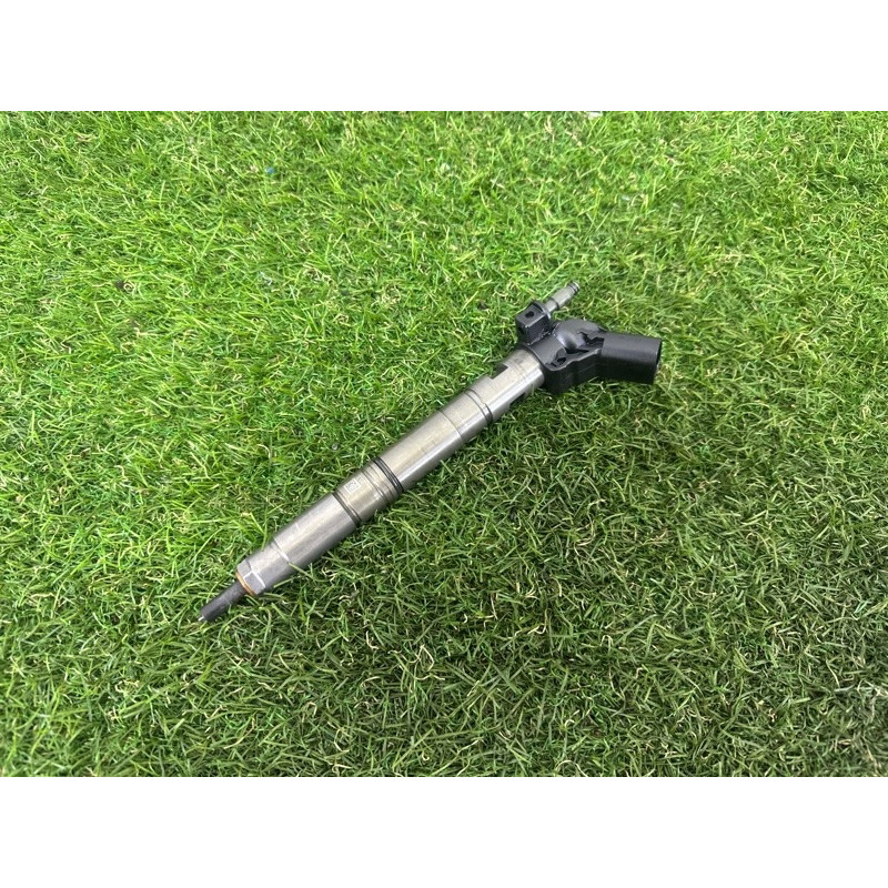 Форсунка топливная (топливная система) AUDI Q7 4L 2011 3.0 CATA 059130277AM