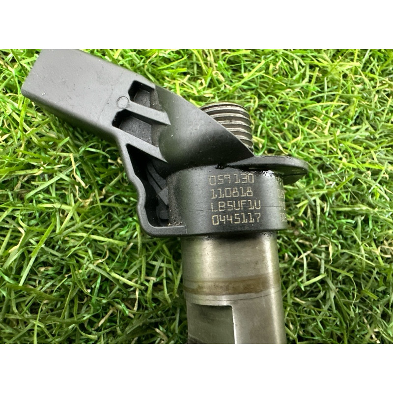 Форсунка топливная (топливная система) AUDI Q7 4L 2011 3.0 CATA 059130277AM