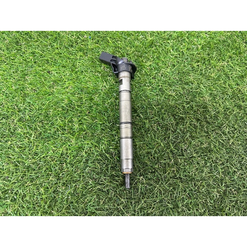 Форсунка топливная (топливная система) AUDI Q7 4L 2011 3.0 CATA 059130277AM