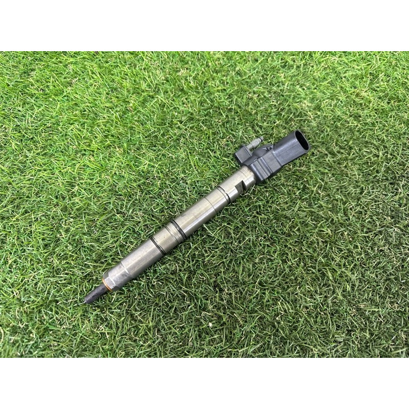 Форсунка топливная (топливная система) AUDI Q7 4L 2011 3.0 CATA 059130277AM