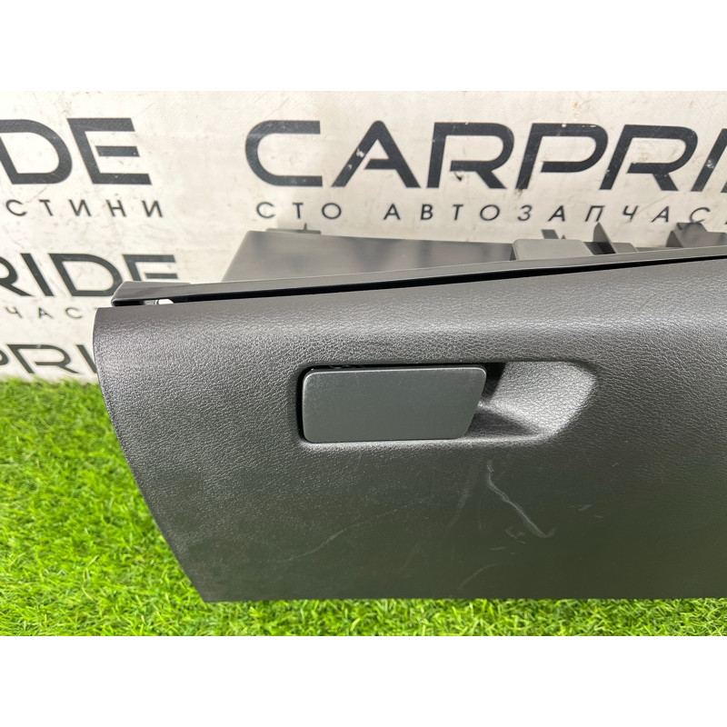 Бардачок (салон) Nissan Rogue T33 2023 1.5 KR15DDT 681026RR1A