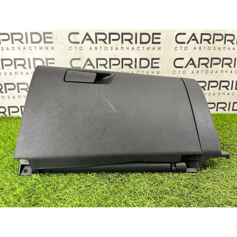 Бардачок (салон) Nissan Rogue T33 2023 1.5 KR15DDT 681026RR1A