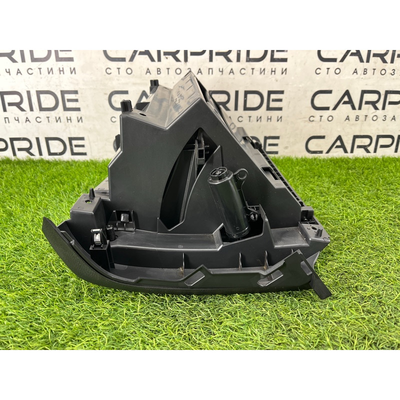 Бардачок (салон) Nissan Rogue T33 2023 1.5 KR15DDT 681026RR1A