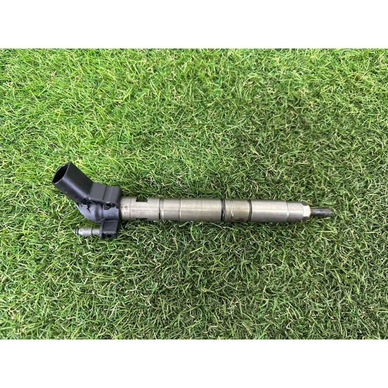 Форсунка топливная (топливная система) AUDI Q7 4L 2011 3.0 CATA 059130277AM