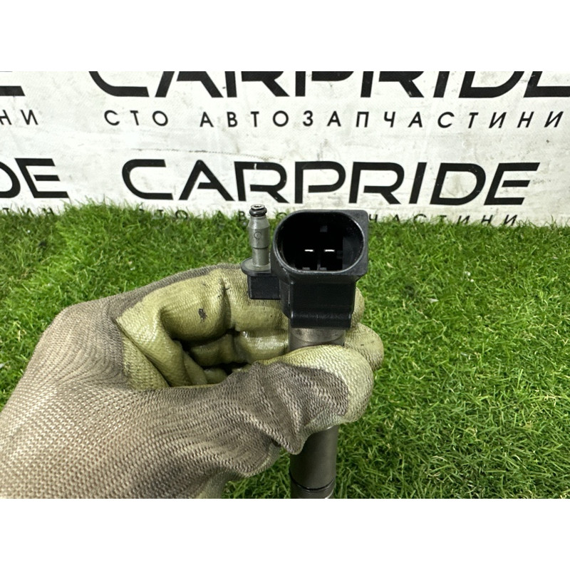 Форсунка топливная (топливная система) AUDI Q7 4L 2011 3.0 CATA 059130277AM