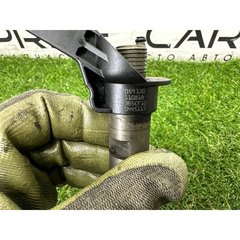 Форсунка топливная (топливная система) AUDI Q7 4L 2011 3.0 CATA 059130277AM