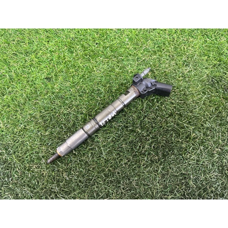 Форсунка топливная (топливная система) Volkswagen Touareg NF 2011 3.0 TDI 059130277AM